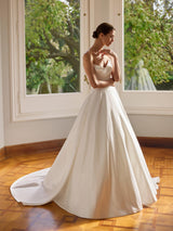 PRONOVIAS | ABRAZA