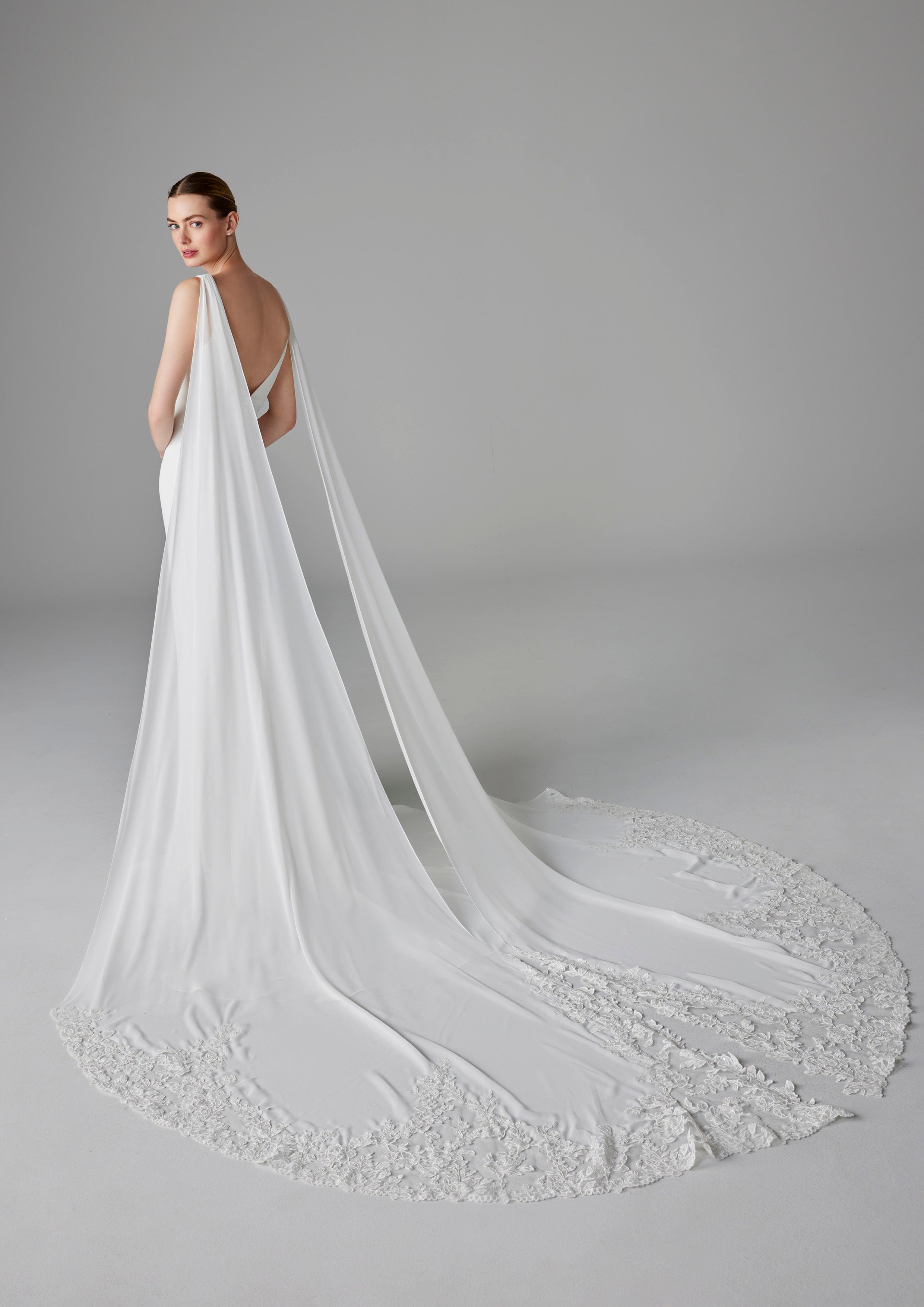 PRONOVIAS 2025 | ALDONA