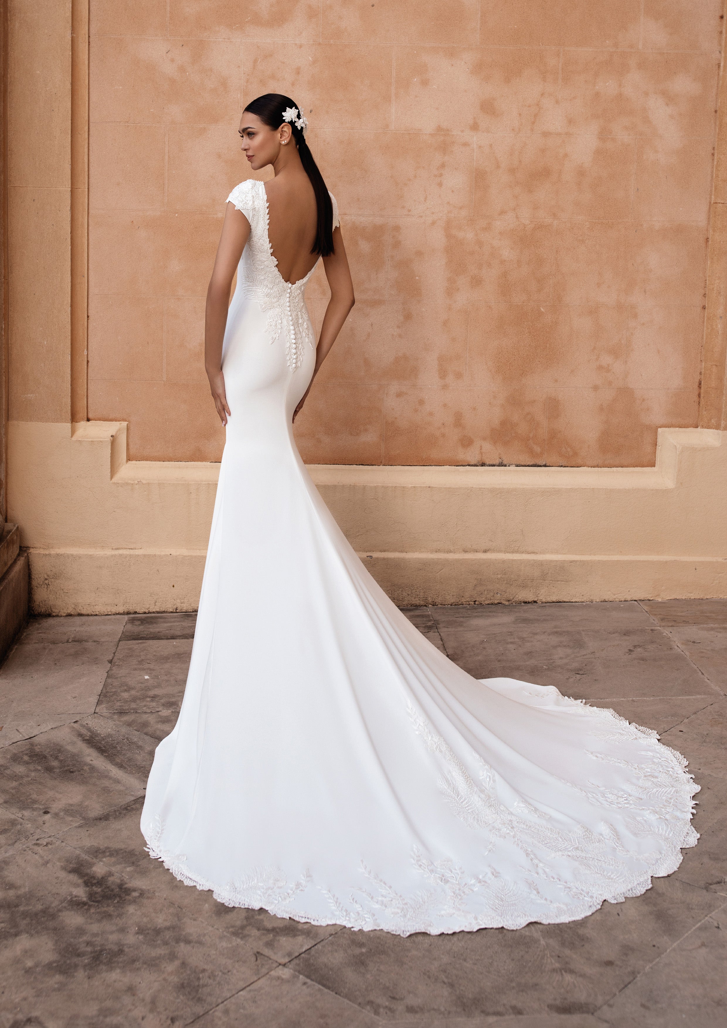 PRONOVIAS 2025 | ANITRA