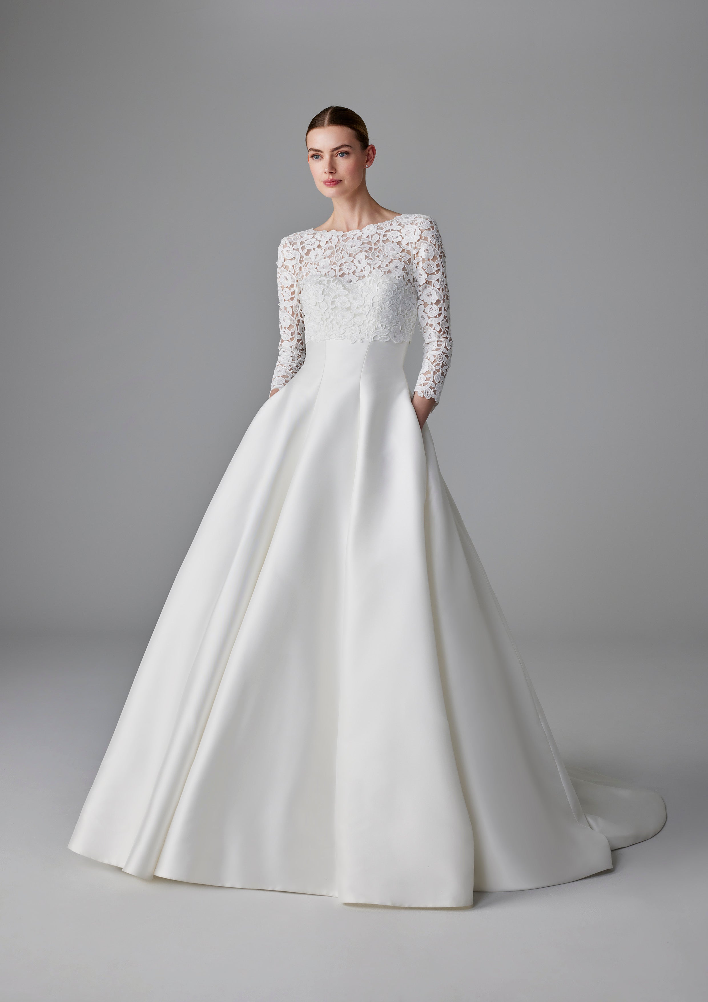 PRONOVIAS 2025 | CAMMI