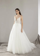 PRONOVIAS 2025 | HERO