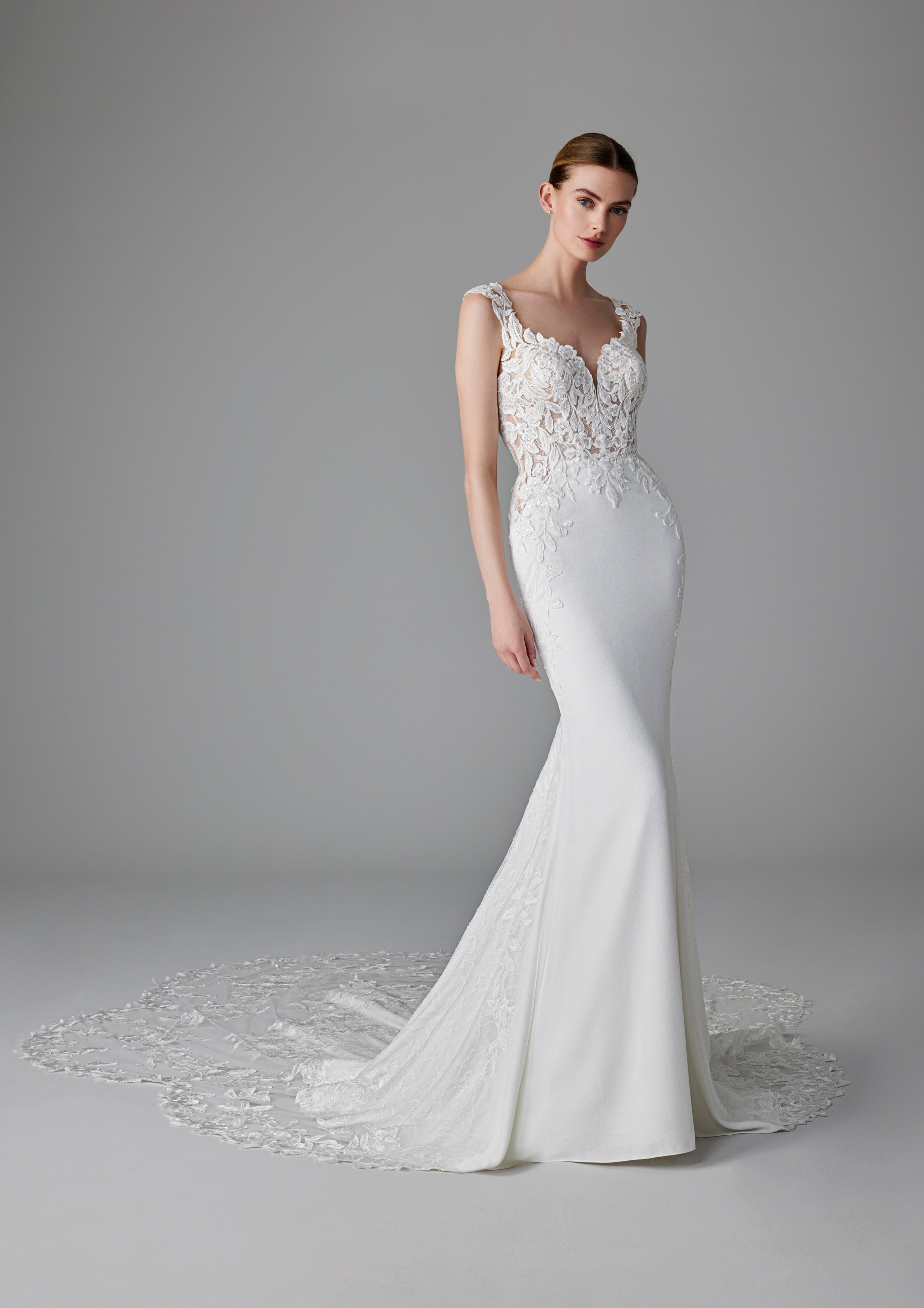 PRONOVIAS 2025 | DION