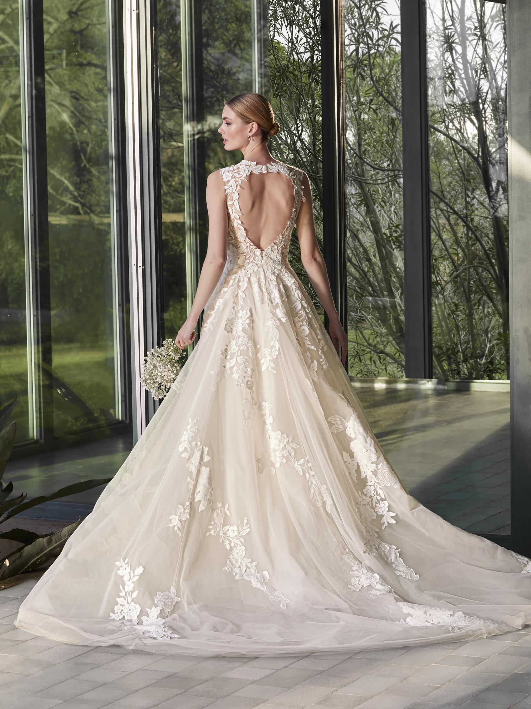 PRONOVIAS | RIANNE