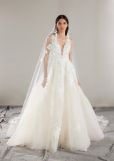 PRONOVIAS 2025 | WEST