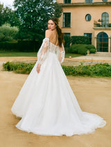 WHITE ONE | AMPHISSA