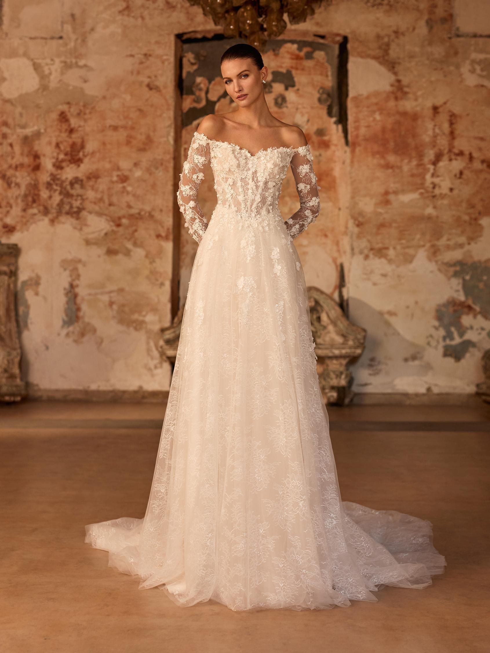 PRONOVIAS | AZARIN