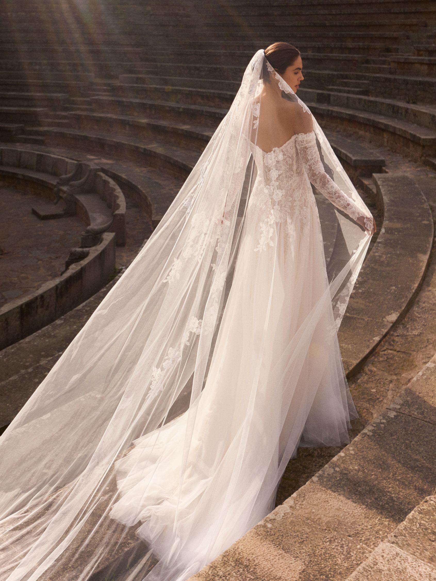 PRONOVIAS | DAPHE