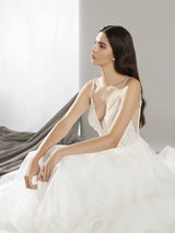 PRONOVIAS 2025 | HERO