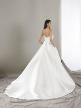 PRONOVIAS 2025| KEONI