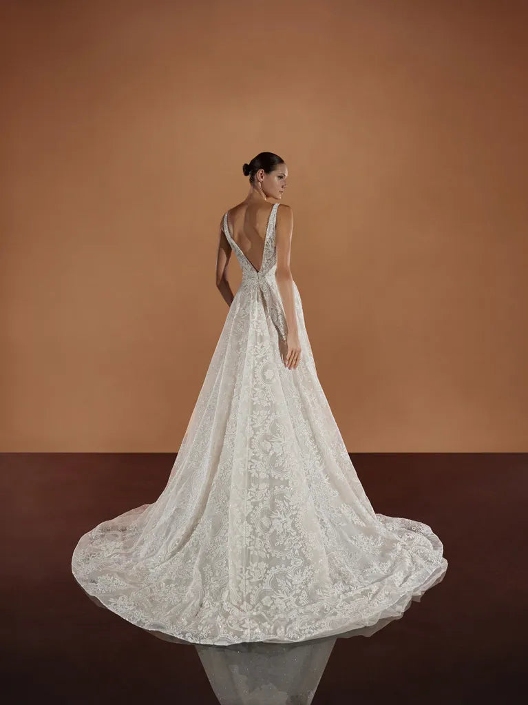 PRONOVIAS 2025 | NETHRA