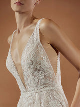 PRONOVIAS 2025 | NETHRA