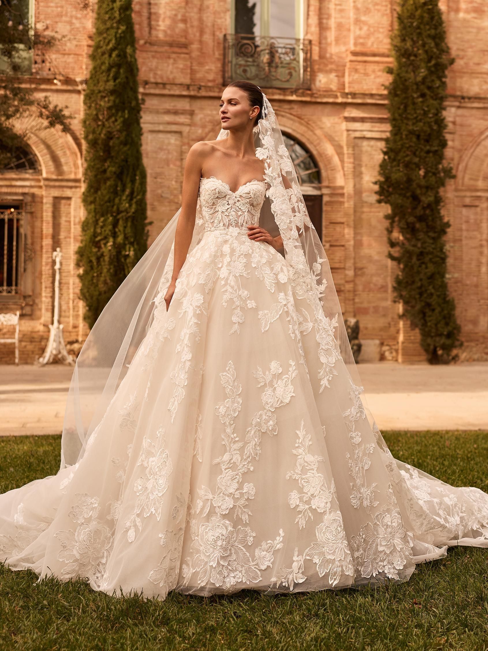 PRONOVIAS | SEABORN